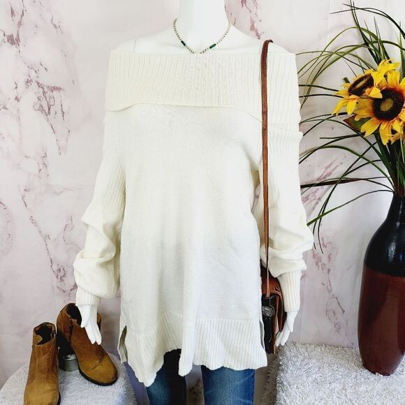 Anthropologie on or off shoulder soft knit sweater tunic - Picture 3 of 9